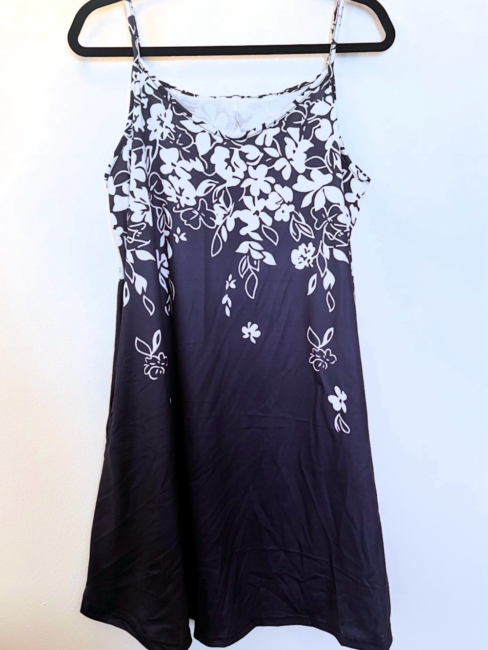 Women's Navy Blue and White Floral Spaghetti Strap Mini Dress